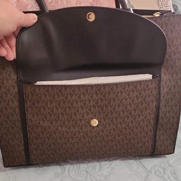 MICHAEL KORS Iconic logo Brown and Black Tote - Picture 3 of 9